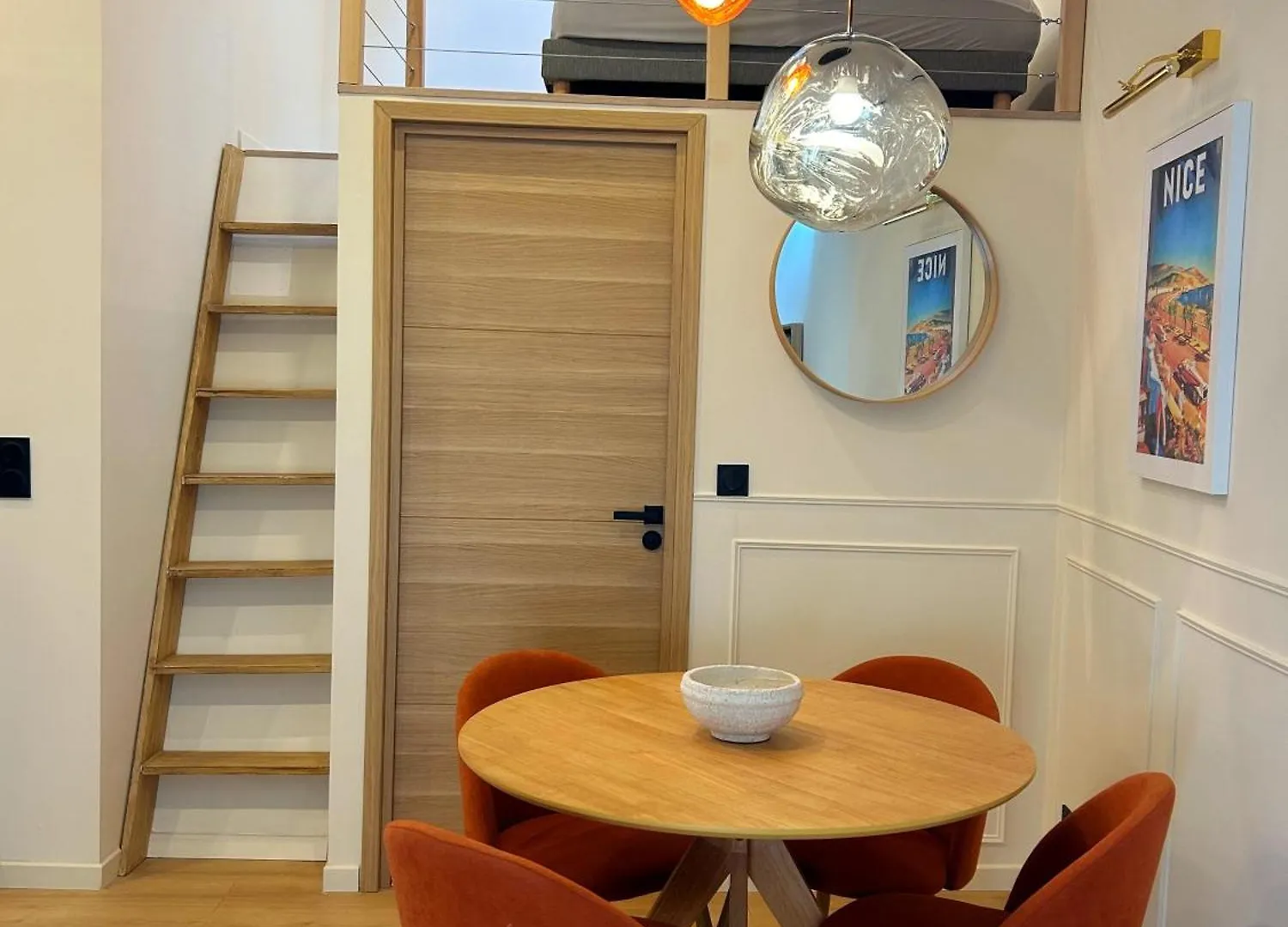 3P Luxueux Au Coeur Du Vieil Antibes Apartment 0*,  France